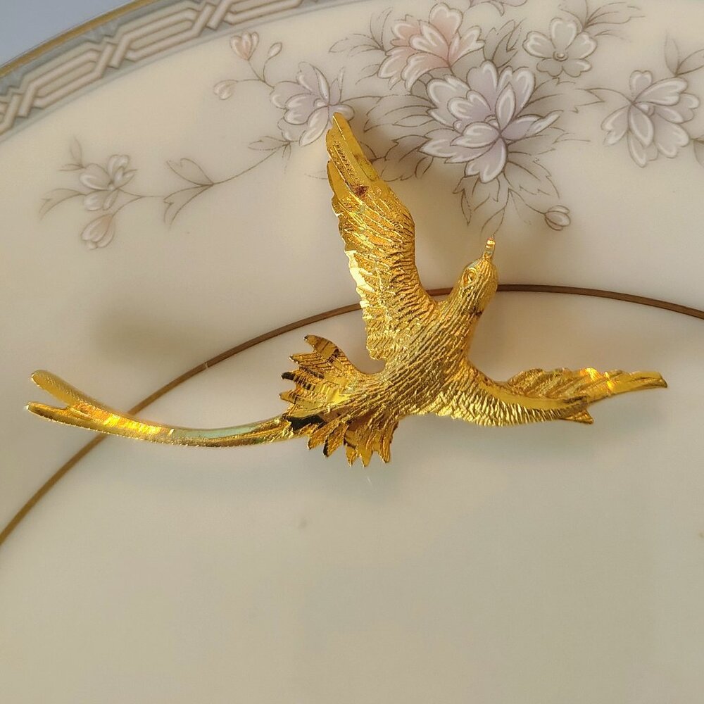 Vintage Gold Tone Signed Pewter Scissor Bird Brooch